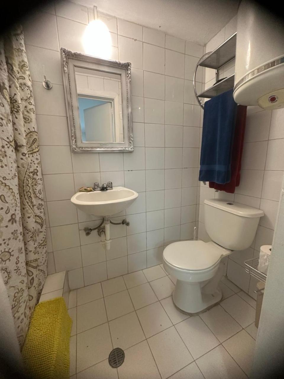 Apartamento Estudio Independiente, Full Equipo En Excelente Zona De *